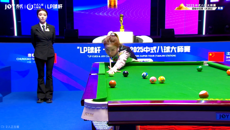 样的领导中 样的领导中